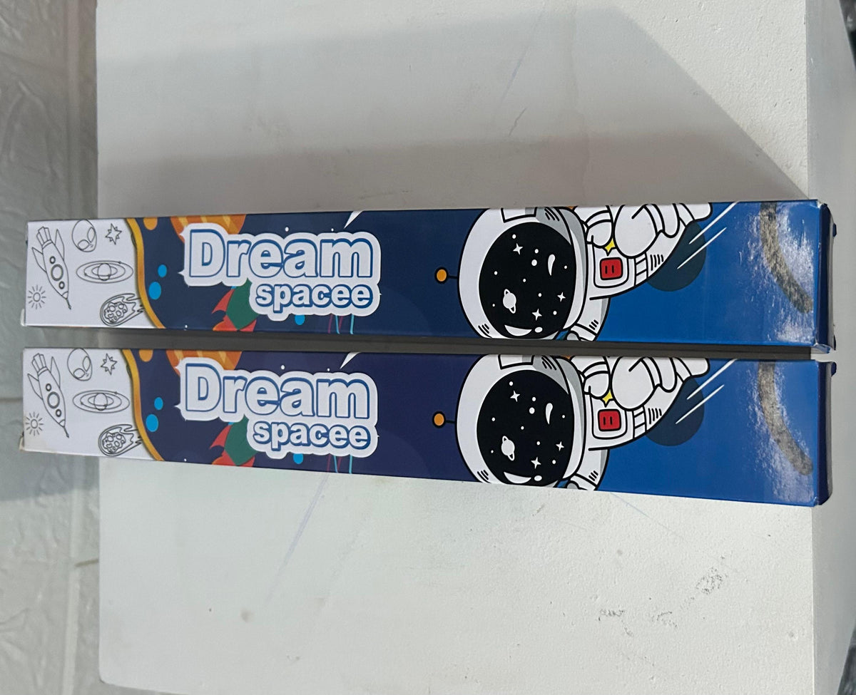 Space Colouring Roll